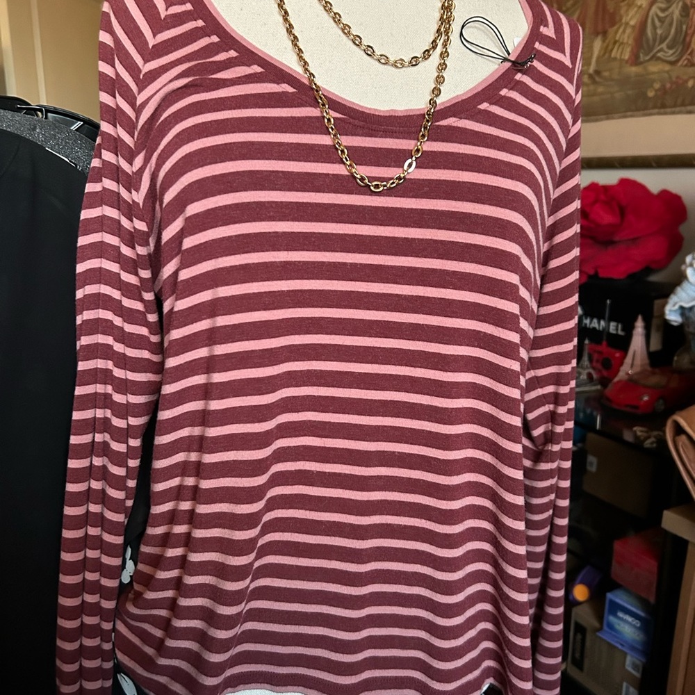 Cabi women long sleeve t shirt